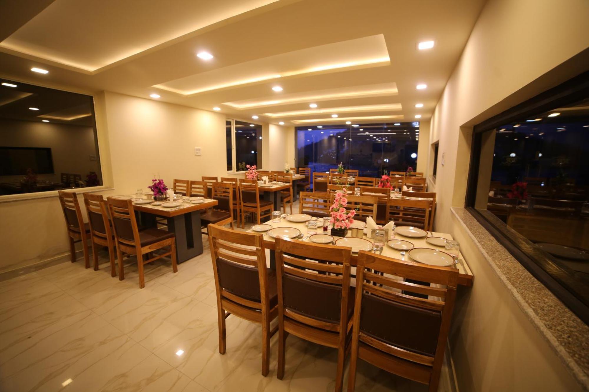 ROYAL ROSETTE LAKE VIEW Bhimtal Nainital Zewnętrze zdjęcie