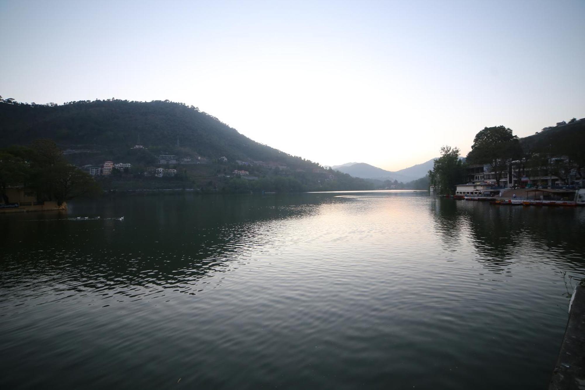 ROYAL ROSETTE LAKE VIEW Bhimtal Nainital Zewnętrze zdjęcie
