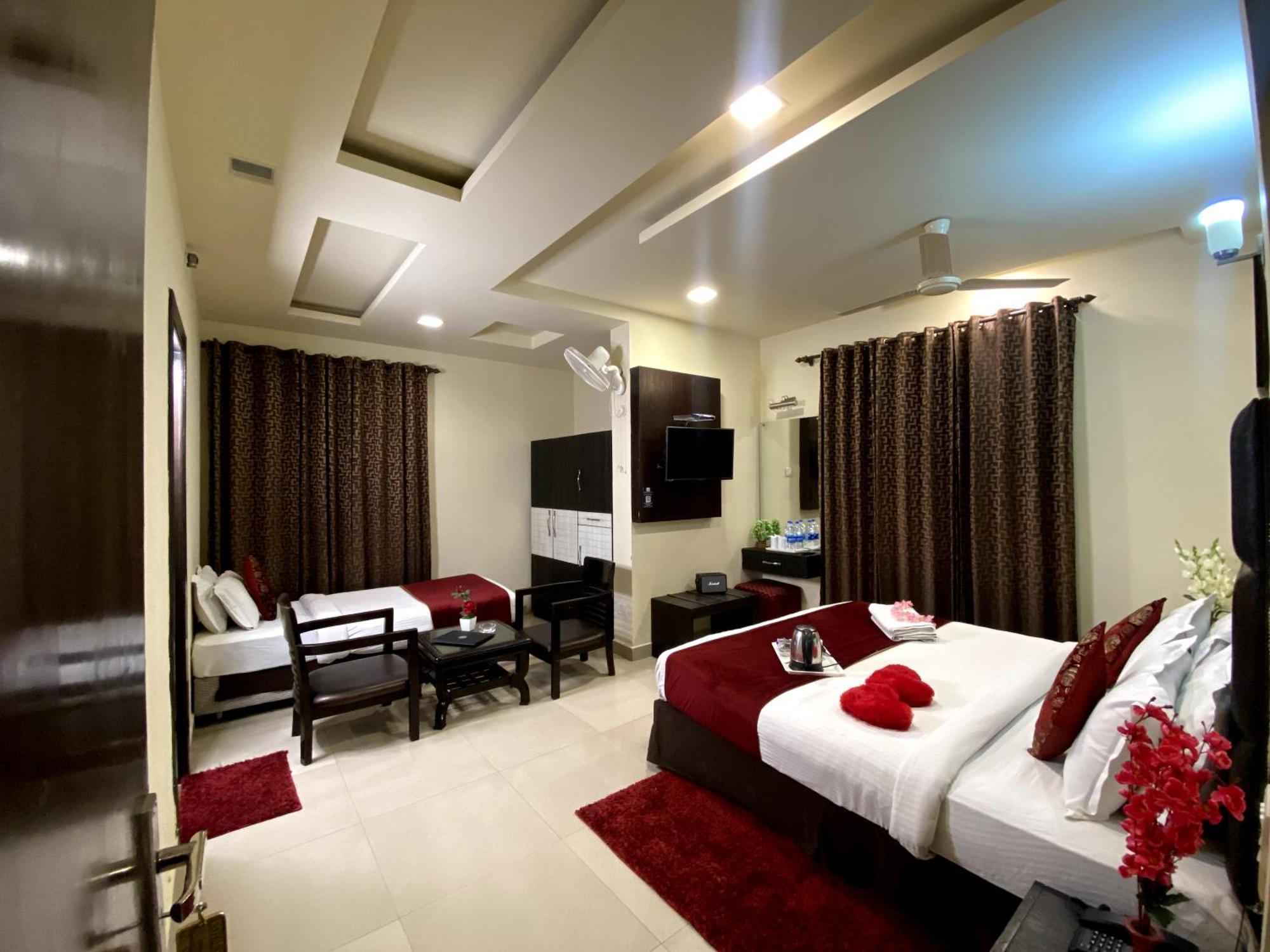 ROYAL ROSETTE LAKE VIEW Bhimtal Nainital Zewnętrze zdjęcie